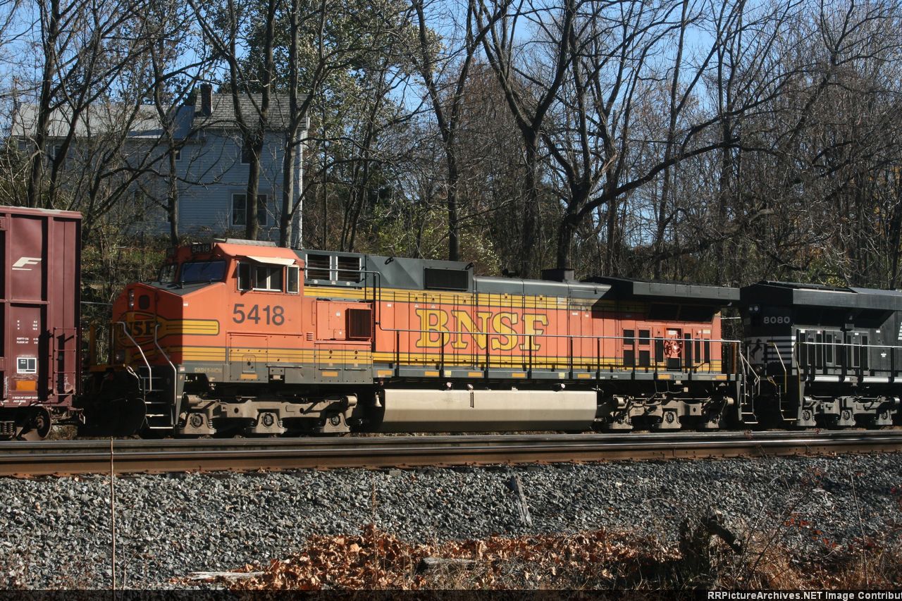 BNSF 5418